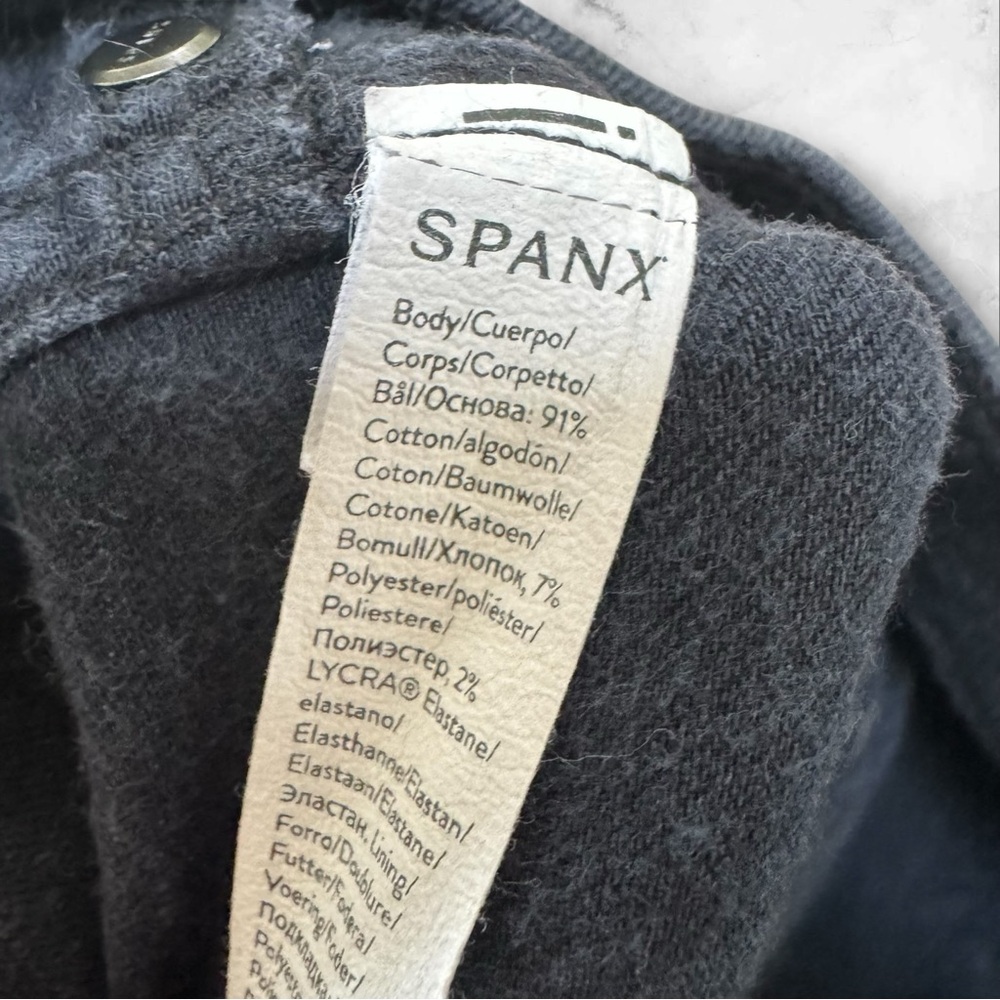 Spanx Straight Leg Jeans Vintage Black‎ Women’s Size Large - Picture 10 of 12